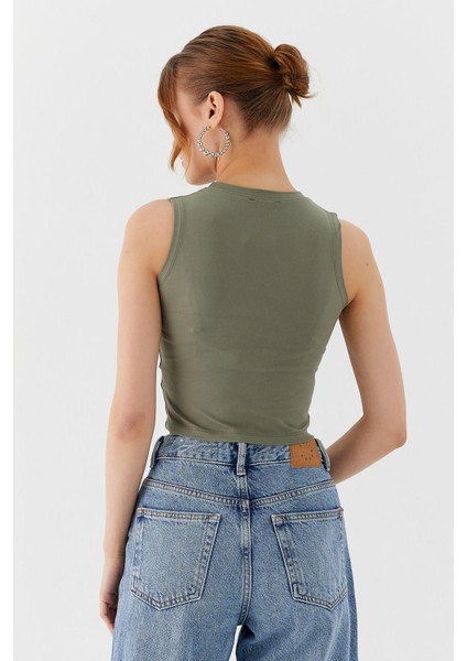 Sıfır Kol Crop Bluz Hakı indirimleri