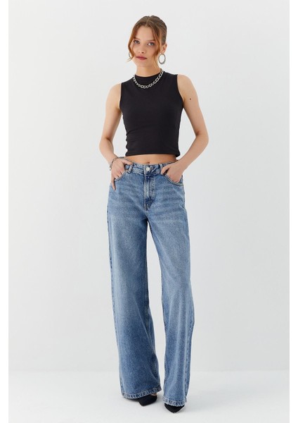 Sıfır Kol Crop Bluz Sıyah fırsatları