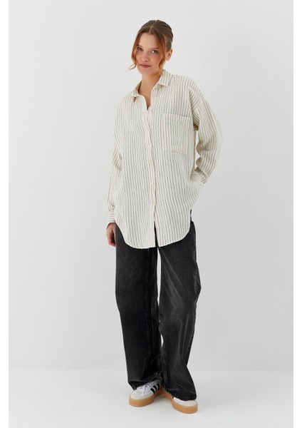Oversize Çizgili Müslin Gömlek Natural fırsatları
