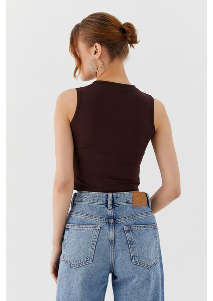 Sıfır Kol Crop Bluz Kahve