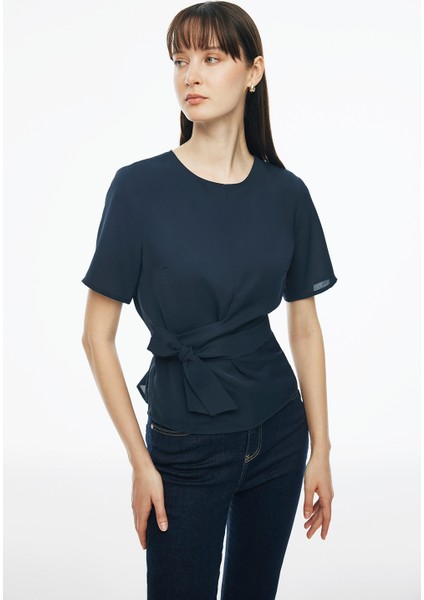 Elonias Regular Fit Sıfır Kol Bisiklet Yaka Lacivert Renk Kadın Bluz modelleri