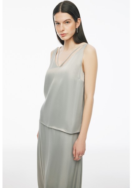 Alainas Regular Fit Standart Boy Askılı V-Yaka Gri Renk Kadın Bluz modelleri