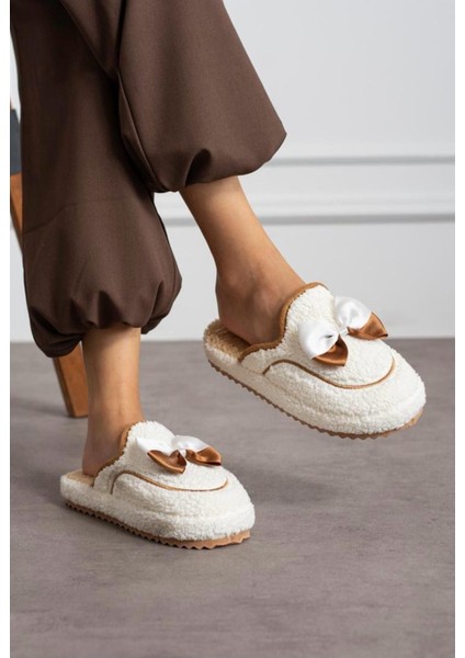 Sevimli Kurdeleli Kaydırmaz Taban Kışlık-Mevsimlik Kadın Ev