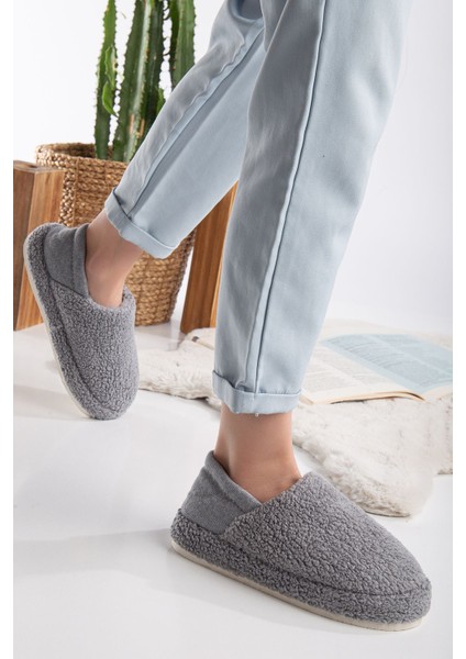 Kuzu Kumaş Yünlü Sessiz Taban Lastikli Kadın Ev Ayakkabısı Ev Botu Panduf modelleri