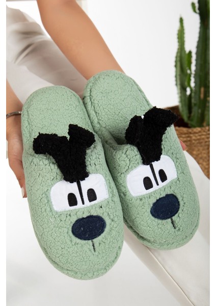 Kadın Köpek Figürlü Sessiz Taban Peluş Ev Terliği