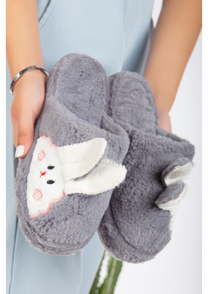 Kadın Tavşan Figürlü Sessiz Taban Peluş Ev Terliği