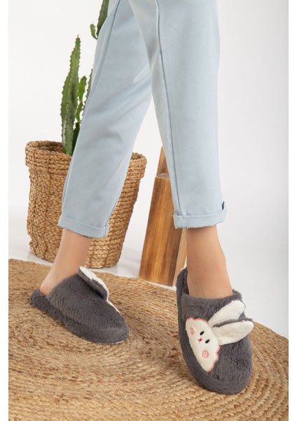 Kadın Tavşan Figürlü Sessiz Taban Peluş Ev Terliği modelleri