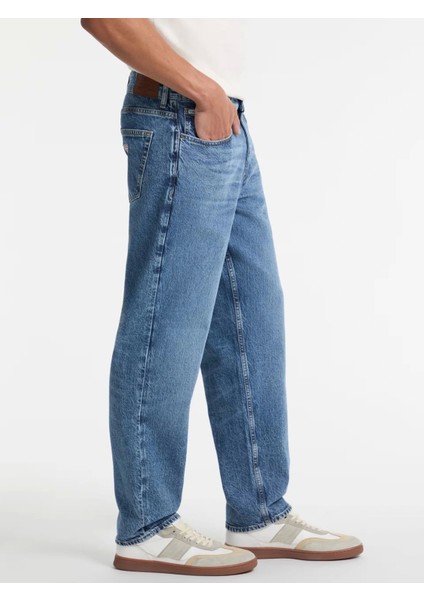 Guess Erkek Mavi G15 Relaxed Taper Jean modelleri