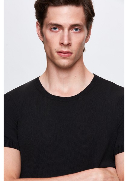 Slim Fit Siyah Rayon Örme T-Shirt