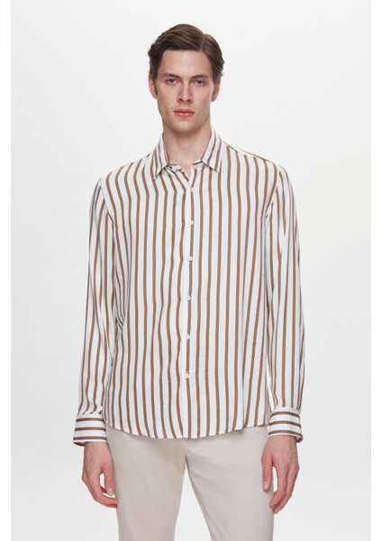 Slim Fit Kırık Beyaz Düz Gömlek fiyatları