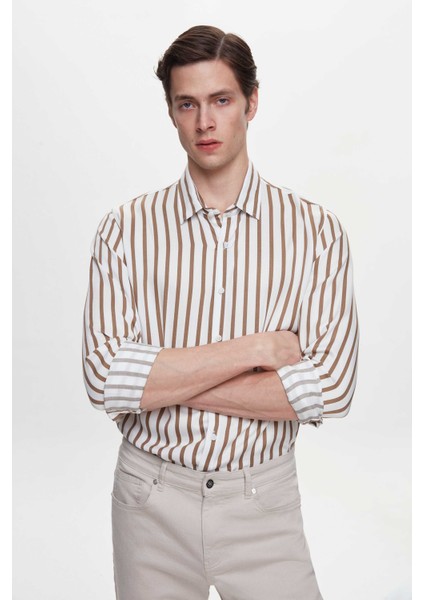 Slim Fit Kırık Beyaz Düz Gömlek modelleri