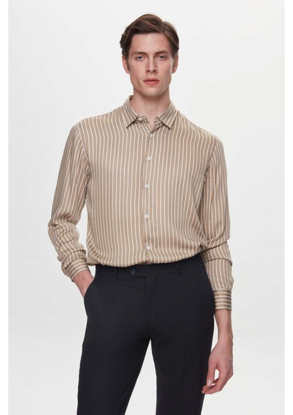 Slim Fit Bej Çizgili Viskon Gömlek