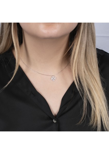 Beyaz Yonca Gümüş Kolye NUR-KY03183 fiyatları