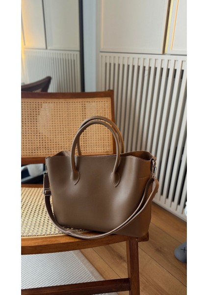 Tote Model Büyük Boy Yavrulu El ve Çapraz Çanta Siyah