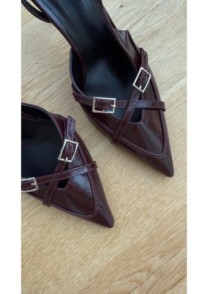 Zenna Bordo Sivri Burun Topuklu Ayakkabı