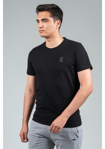 Regular Erkek Bisiklet Yaka Siyah T-shirt indirimleri