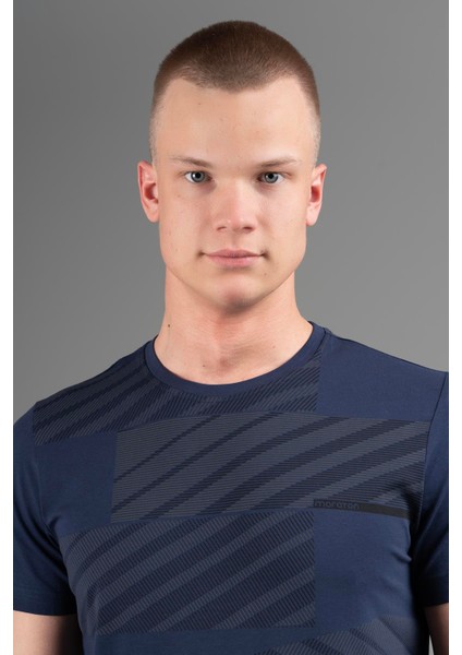 Regular Erkek Bisiklet Yaka Açık Lacivert T-shirt modelleri