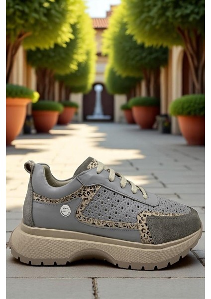 D25YA-7325 Gri Leopar Desen Kadın Sneaker Deri Tam Ortopedik Casual Günlük Kadın Ayakkabı fiyatları