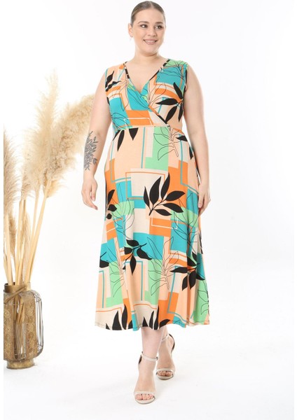 Kadın Turuncu Yeşil Geometrik Floral Desen Kolsuz Kruvaze Yaka Büyük Beden Maxi Elbise