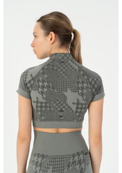 SlimFit Kadın Bisiklet Yaka Siyah Crop Top modelleri