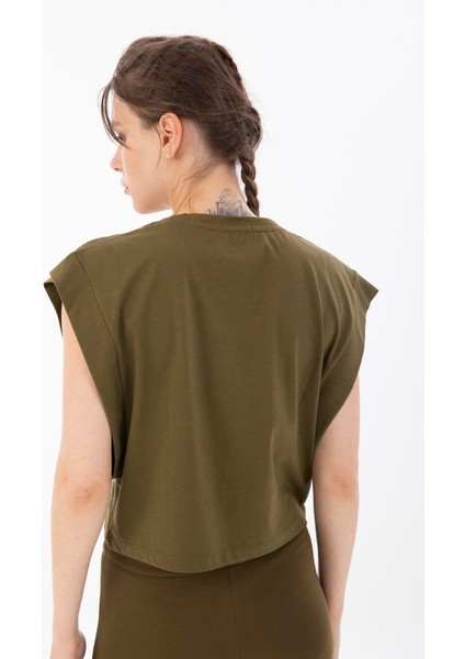 Regular Kadın Bisiklet Yaka Zeytin Crop Top fiyatları