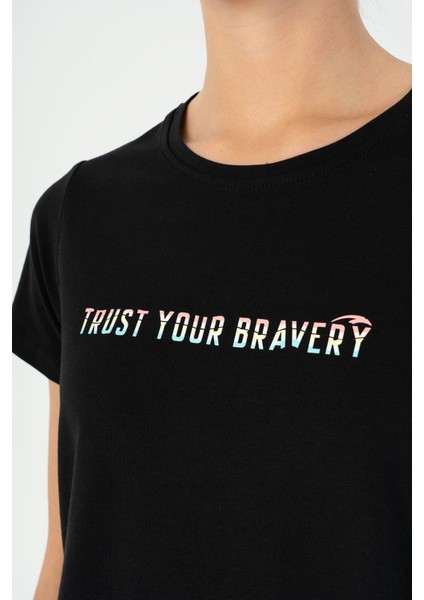 Regular Kadın Bisiklet Yaka Kısa Kol Siyah T-shirt 23132 indirimleri