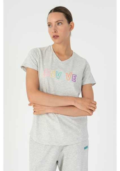 Regular Kadın V Yaka Kısa Kol Ekru T-shirt 23128 modelleri