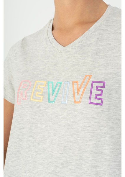 Regular Kadın V Yaka Kısa Kol Ekru T-shirt 23128 indirimleri