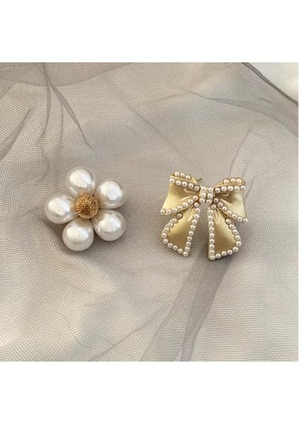 Pearly Grace Çiçek Broş