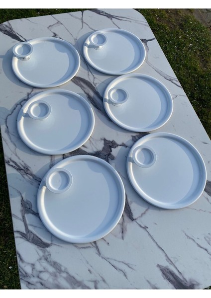 2 Model 6'lı Beyaz Yuvarlak Tepsi ve 6'lı Beyaz Makaronluk Kahve ve Pasta Servisi Sunum Tepsisi modelleri
