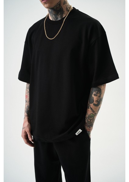 Erkek Basic T-Shirt Siyah fırsatları