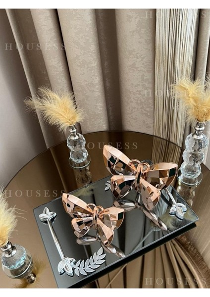 Yaprak Detaylı Füme Tepsi ve 3'lü Gümüş Tüylük ve 2'li Rosegold Kelebek Biblo Süs