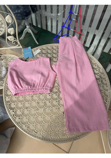 Kız Çocuk Pamuklu Kolsuz Bluz ve Bol Paça Pantolon Takım - Yazlık Şıklık