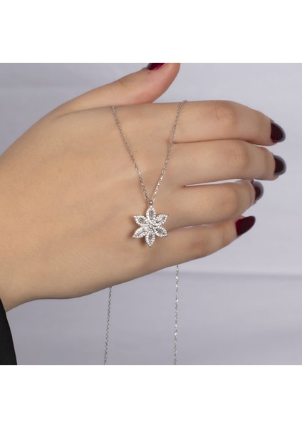 Manolya Çiçeği Gümüş Kolye NUR-KY03192 fırsatları