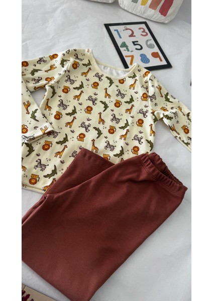 Pijama Takımı