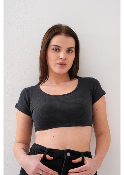 Erva Fitilli Kısa Kollu Crop Bluz Siyah