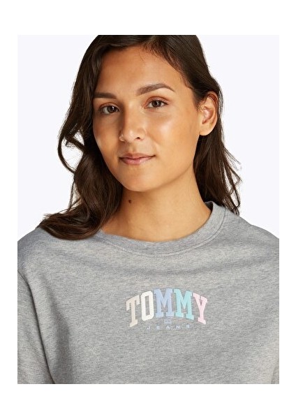 Tjw Rlx Color Varsıty Tee fırsatları