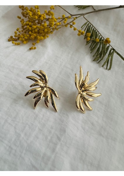 Retro Model Tasarım Küpe Kadın Gold Renkli
