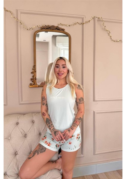 Mint Spring Is My Life Desenli Sıfır Kol Şortlu Örme Kadın Pijama Takımı fırsatları