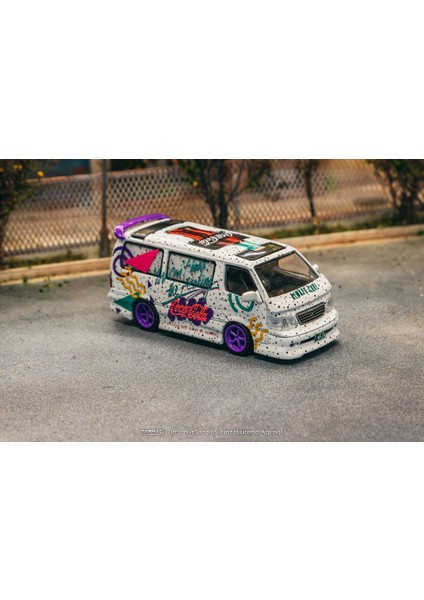 1/64 Toyota Hiace Wagon Custom Coca-Cola Delivery Van - HOBBY64