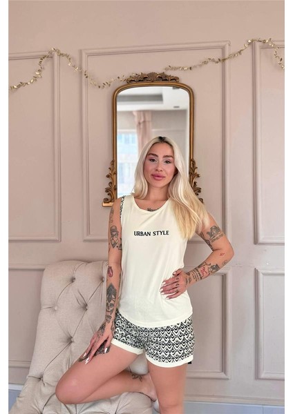 Krem Urban Style Desenli Sıfır Kol Şortlu Örme Kadın Pijama Takımı modelleri