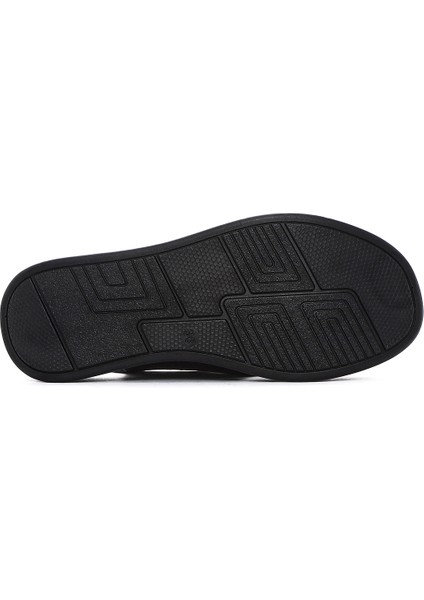 Kadın Siyah Kalın Tabanlı Deri Comfort Sandalet 25SFD321518