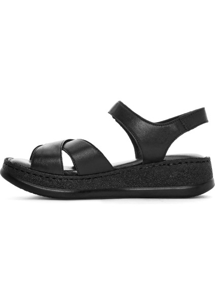 Kadın Siyah Kalın Tabanlı Deri Comfort Sandalet 25SFD321618