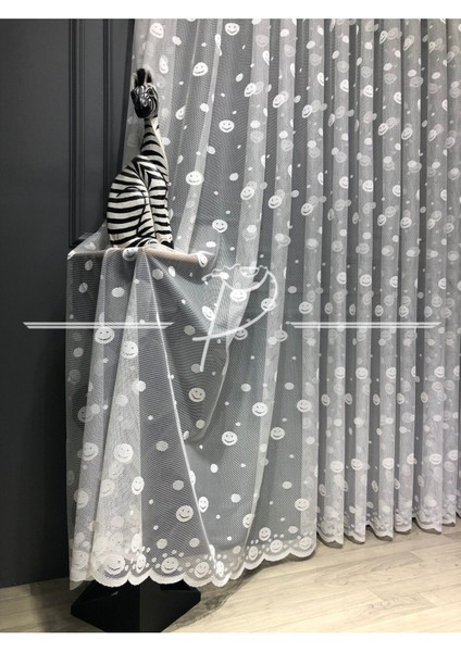 , Gülen Yüz Desenli Çocuk, Salon, Mutfak Tülü, li, Lüks, Kırışmaz, Ütüsüz.
