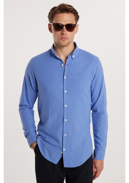Erkek Slim Fit Dar Kesim %100 Pamuk Keten Doku Düğmeli Yaka Koyu Mavi Gömlek