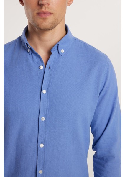 Erkek Slim Fit Dar Kesim %100 Pamuk Keten Doku Düğmeli Yaka Koyu Mavi Gömlek