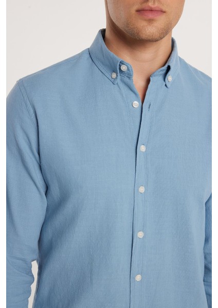 Erkek Slim Fit Dar Kesim %100 Pamuk Keten Doku Düğmeli Yaka Mavi Gömlek