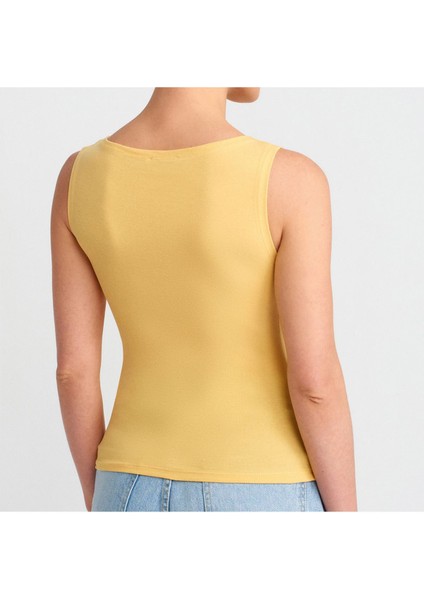 Kayık Yaka Kolsuz Basic Body