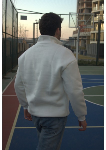 Kissing Strangers Sweatshirt fırsatları