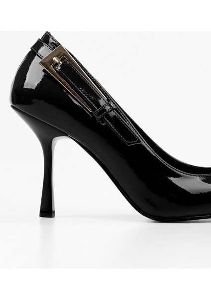 Kadın Myra Siyah Rugan Kemer Tokalı Stiletto fırsatları